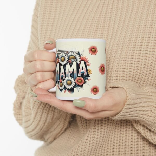 Linda Taza con Flores que Dice Mama